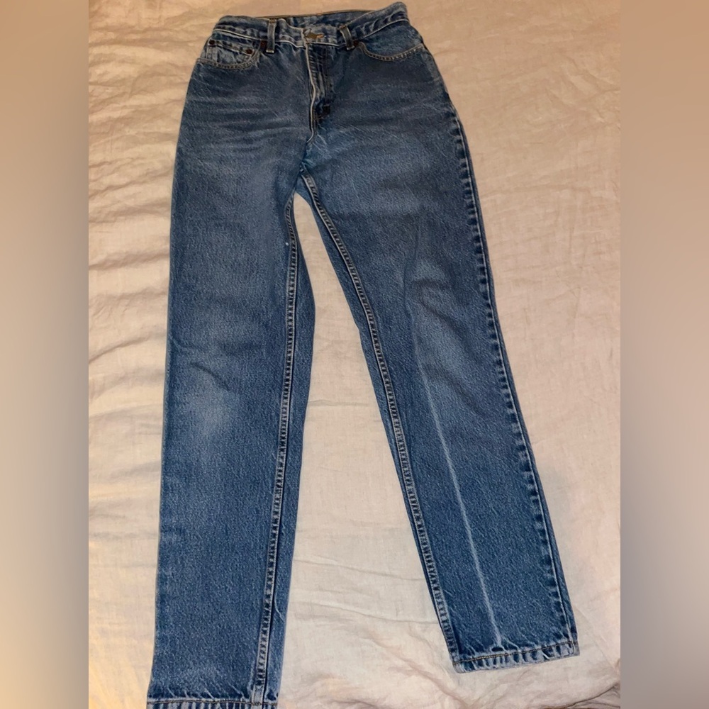 Vintage Levis 550 jeans.